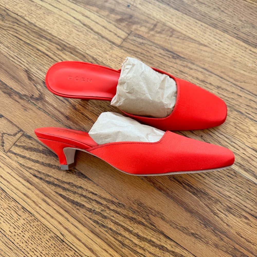 DOEN ASHER MULE in Scarlet Satin size 35